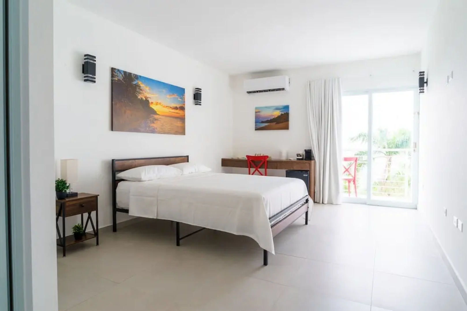 Red Flamboyan Guesthouse