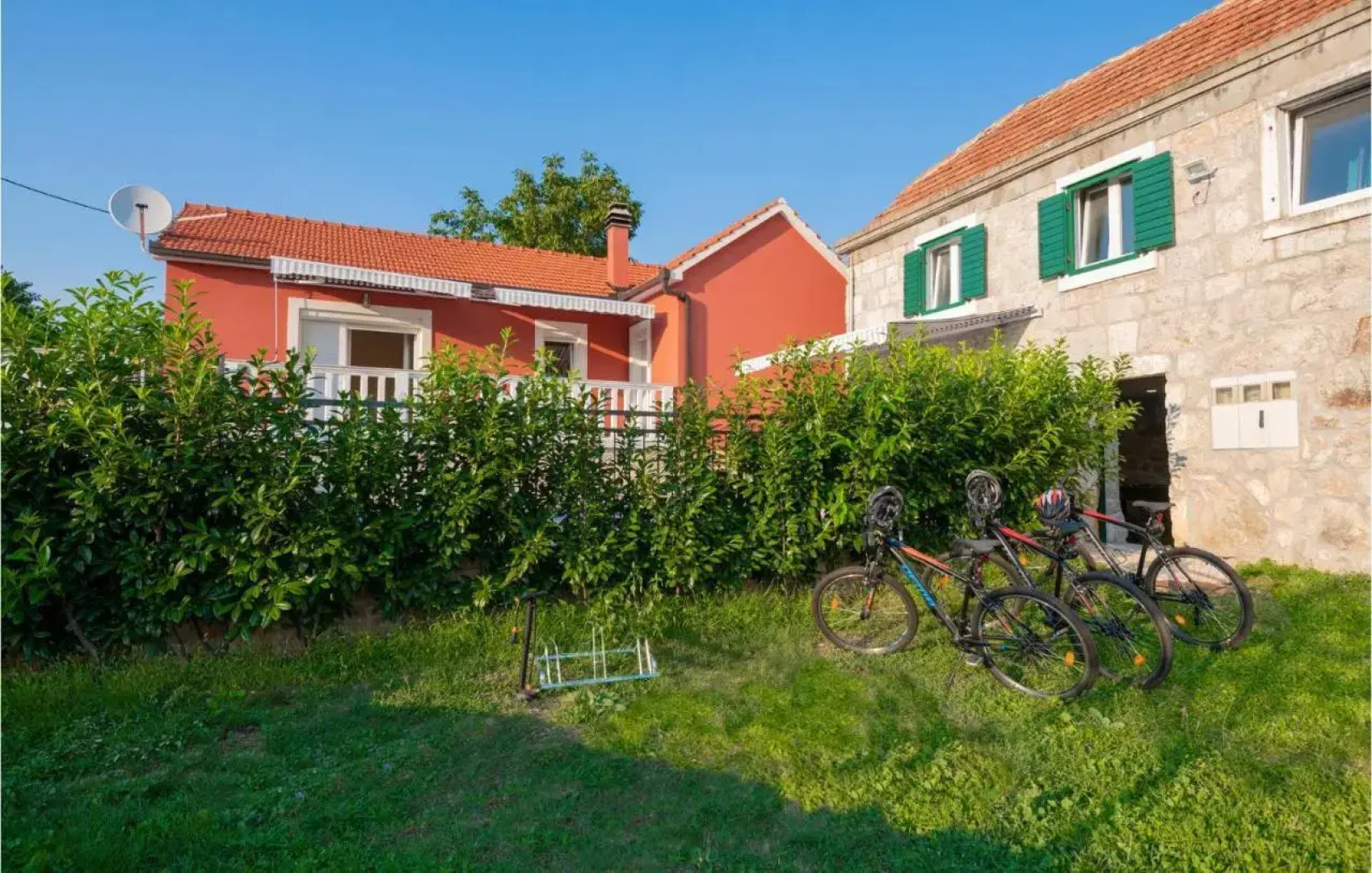 Holiday Home Kresevo with Fireplace 11