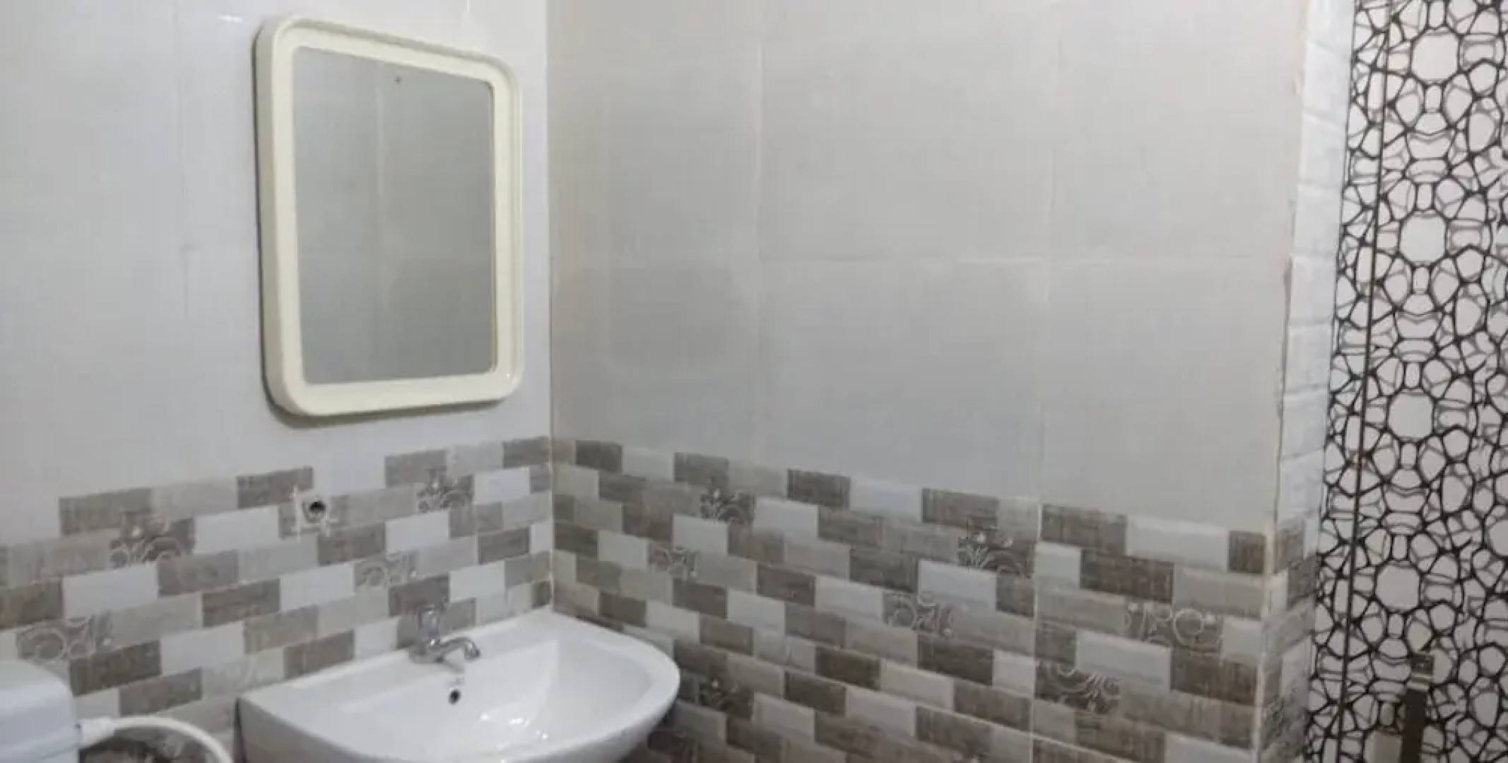 Hotel Sundar by iROOMZ