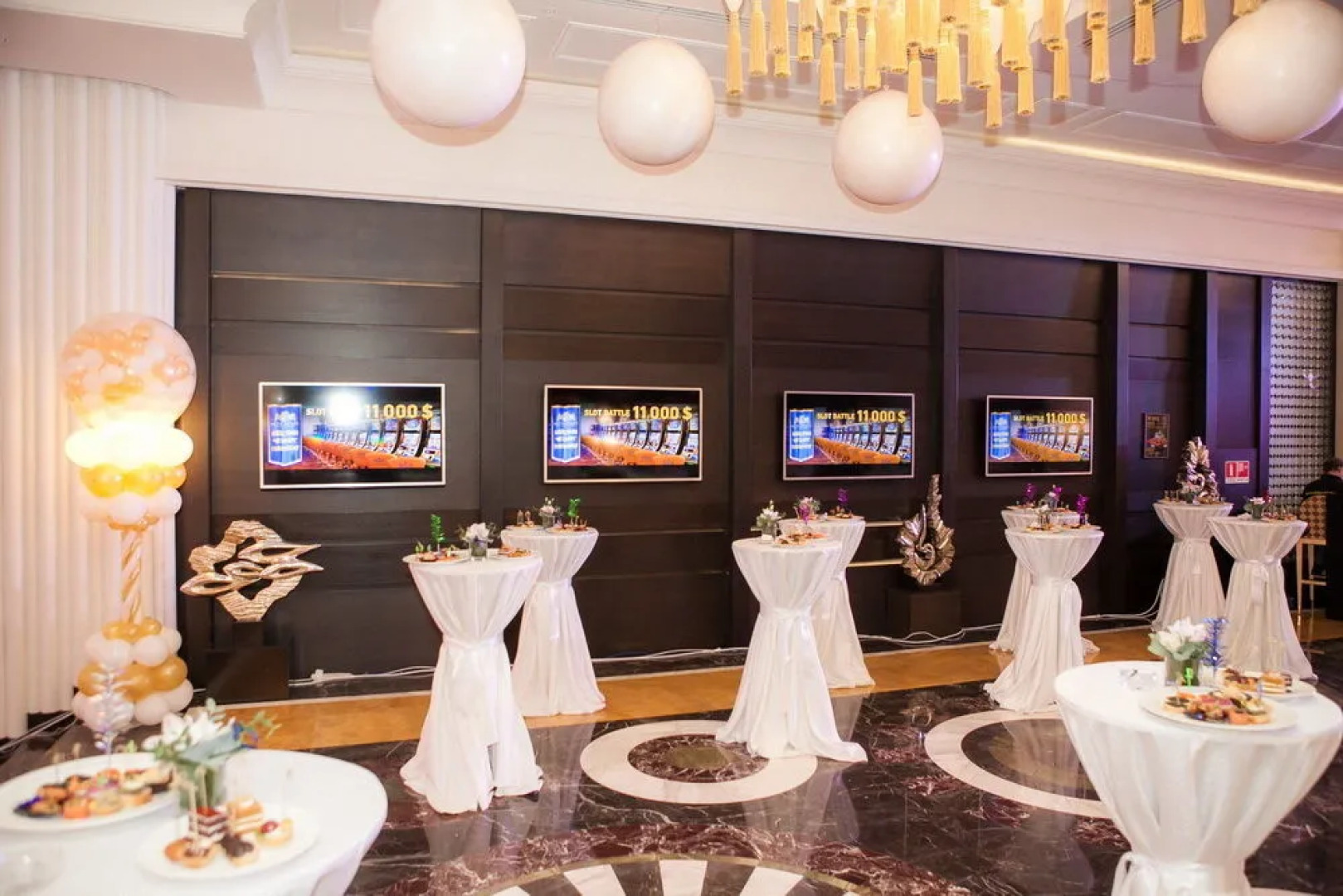 Royal Plaza Hotel and Casino