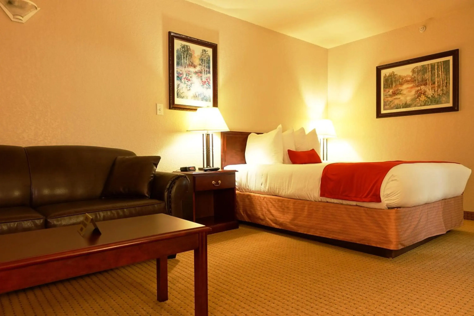 Ramada by Wyndham Lloydminster