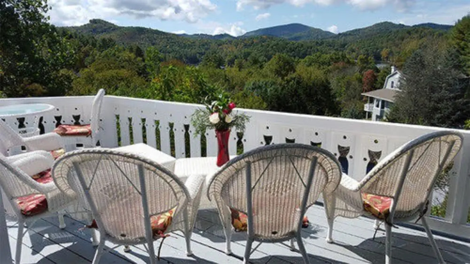 Innisfree Boutique Inn By-The-Lake