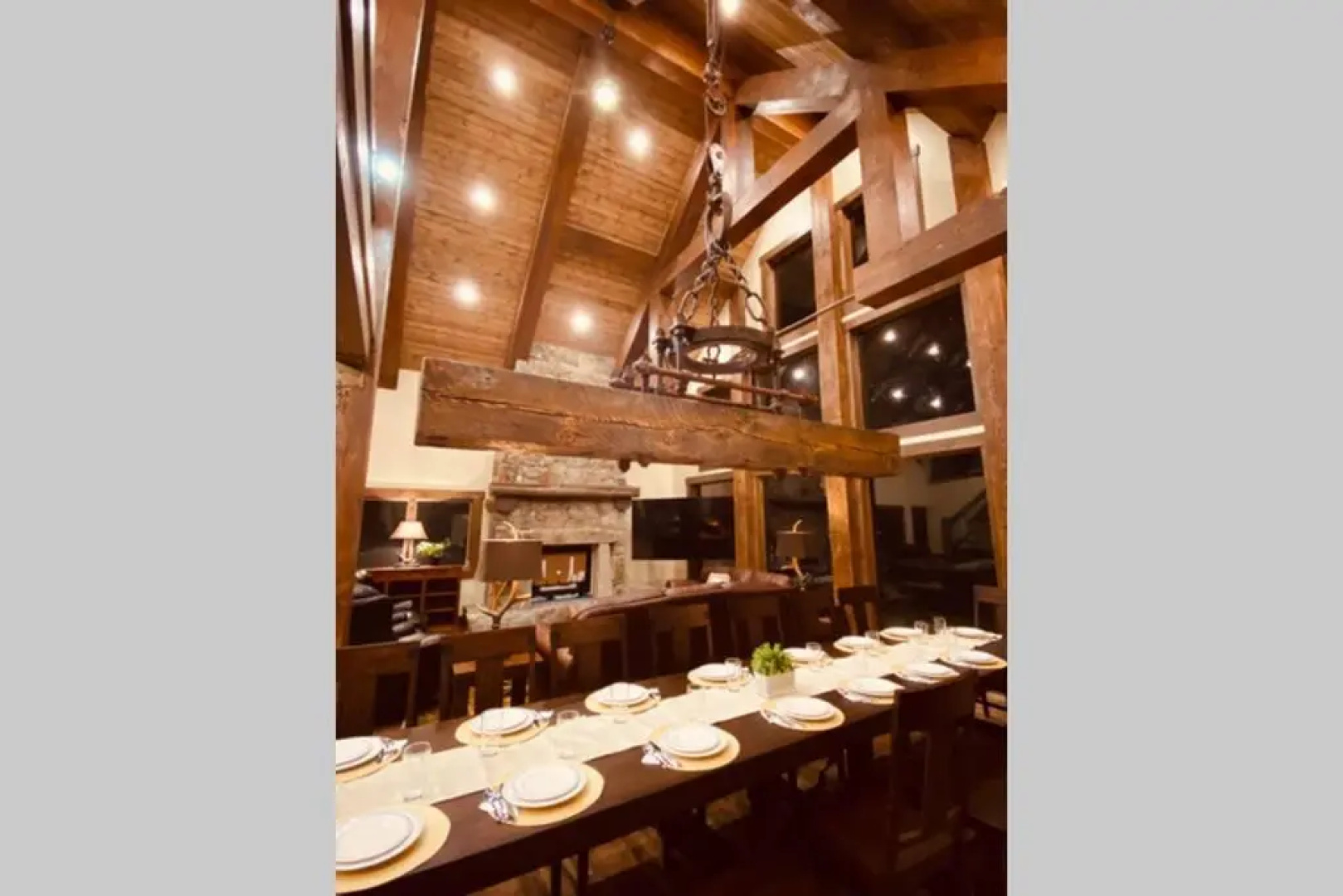 Yellowstone Crossing Lodge