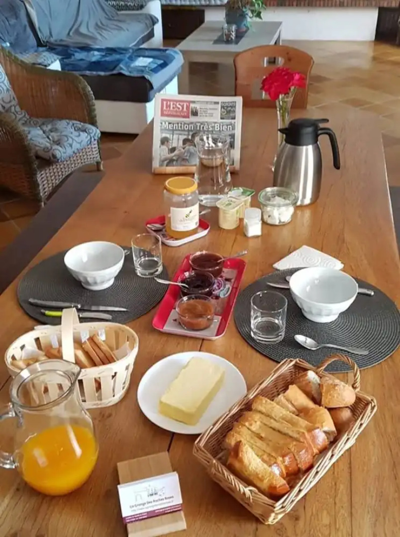 La Grange Des Roches Roses