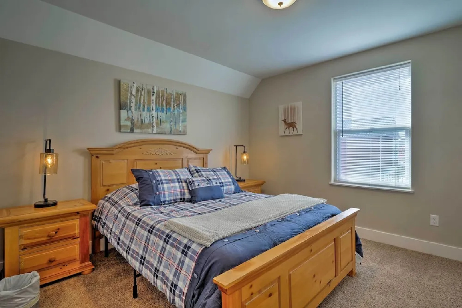 30 Mi to Crested Butte: Dog-friendly Home By River