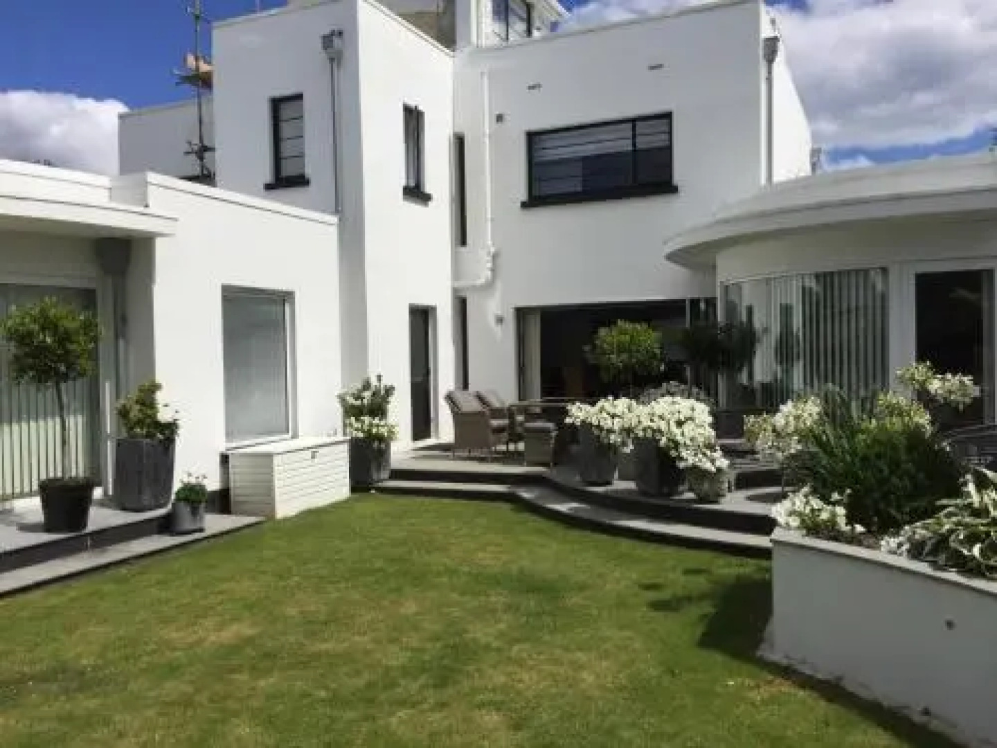 Milvil Bed  Breakfast