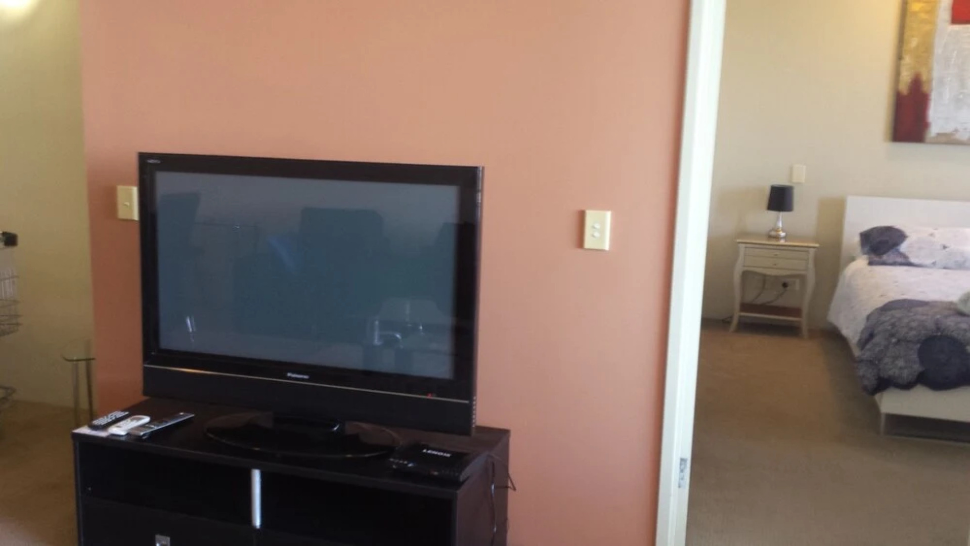 Grand Hotel Apartments Gold Coast by owner