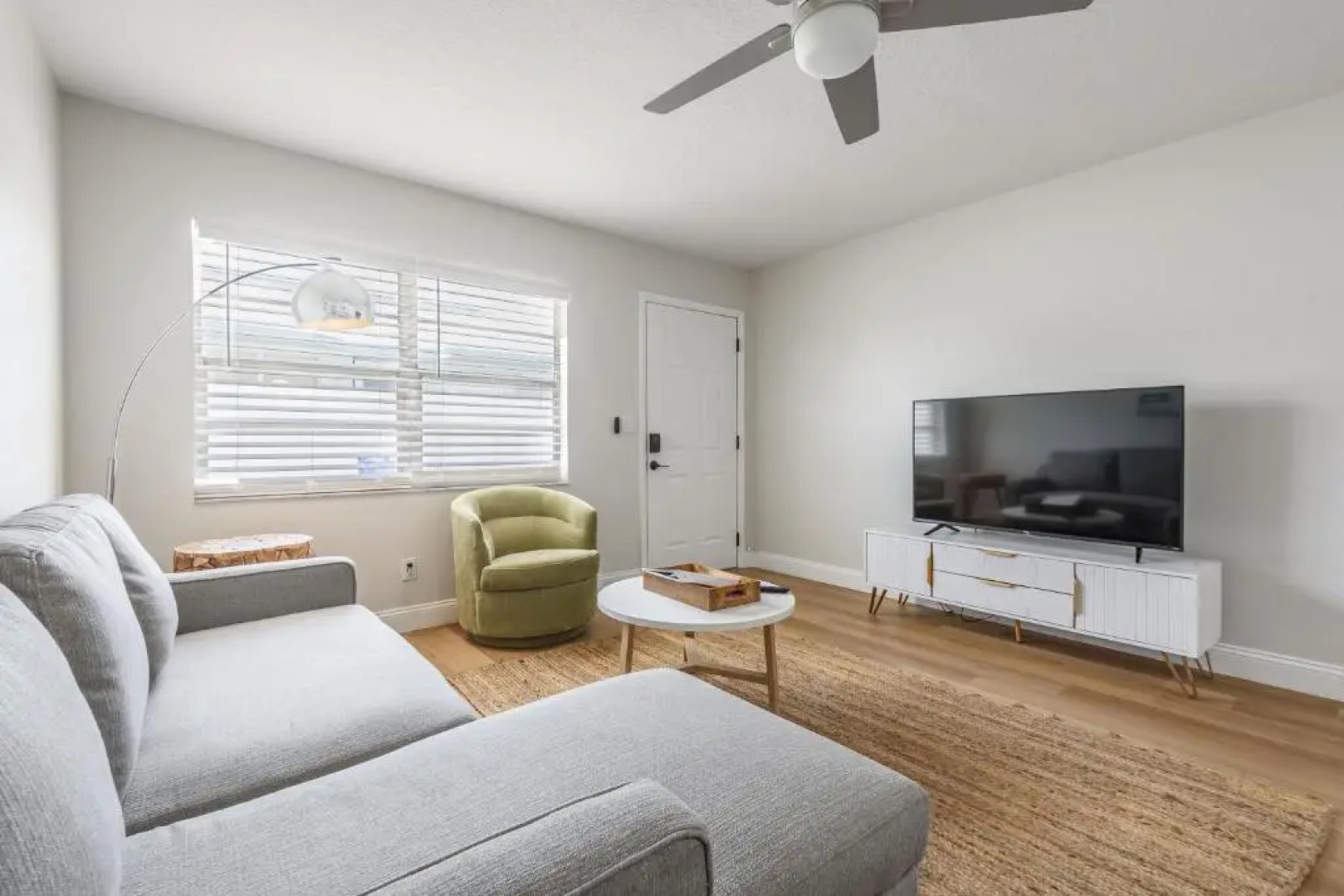 Newly Renovated Condo in Apollo Beach