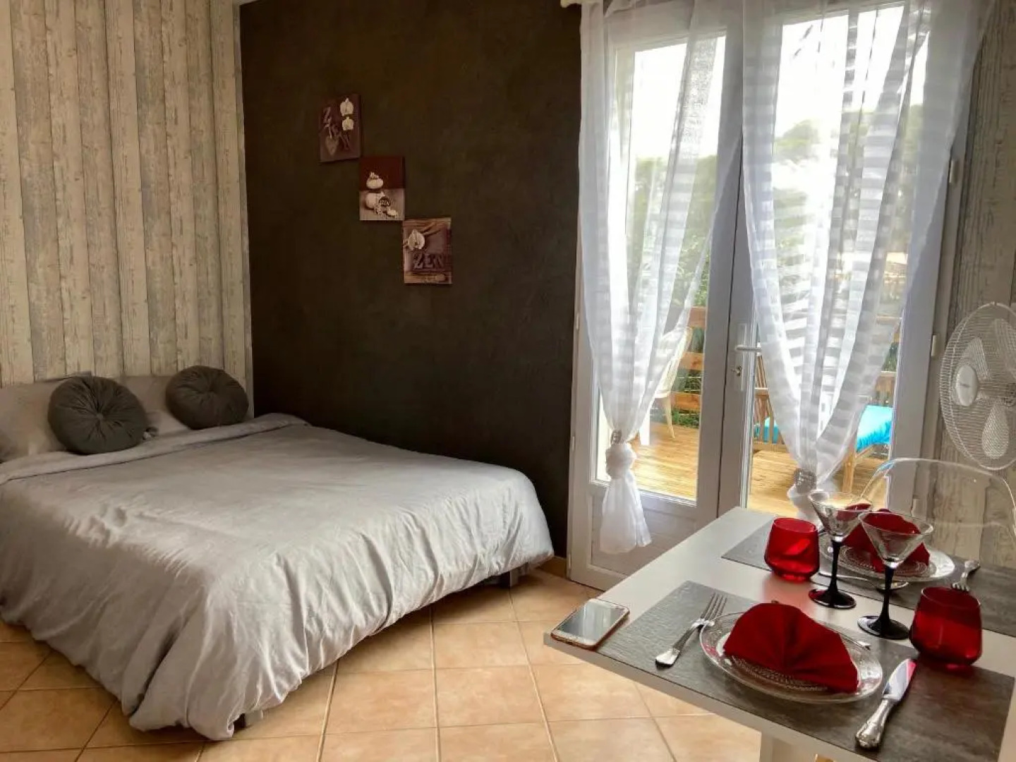 studio indépendant dans villa avec piscine jacuzzi