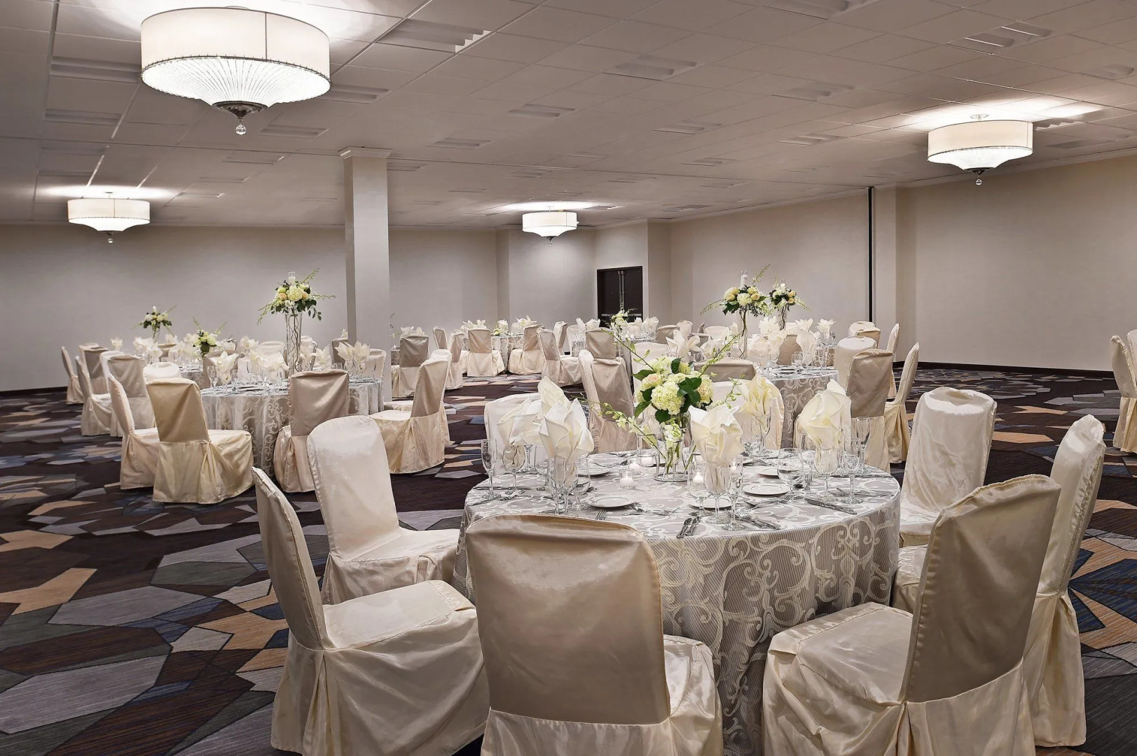 Sheraton Westport Plaza Hotel St. Louis