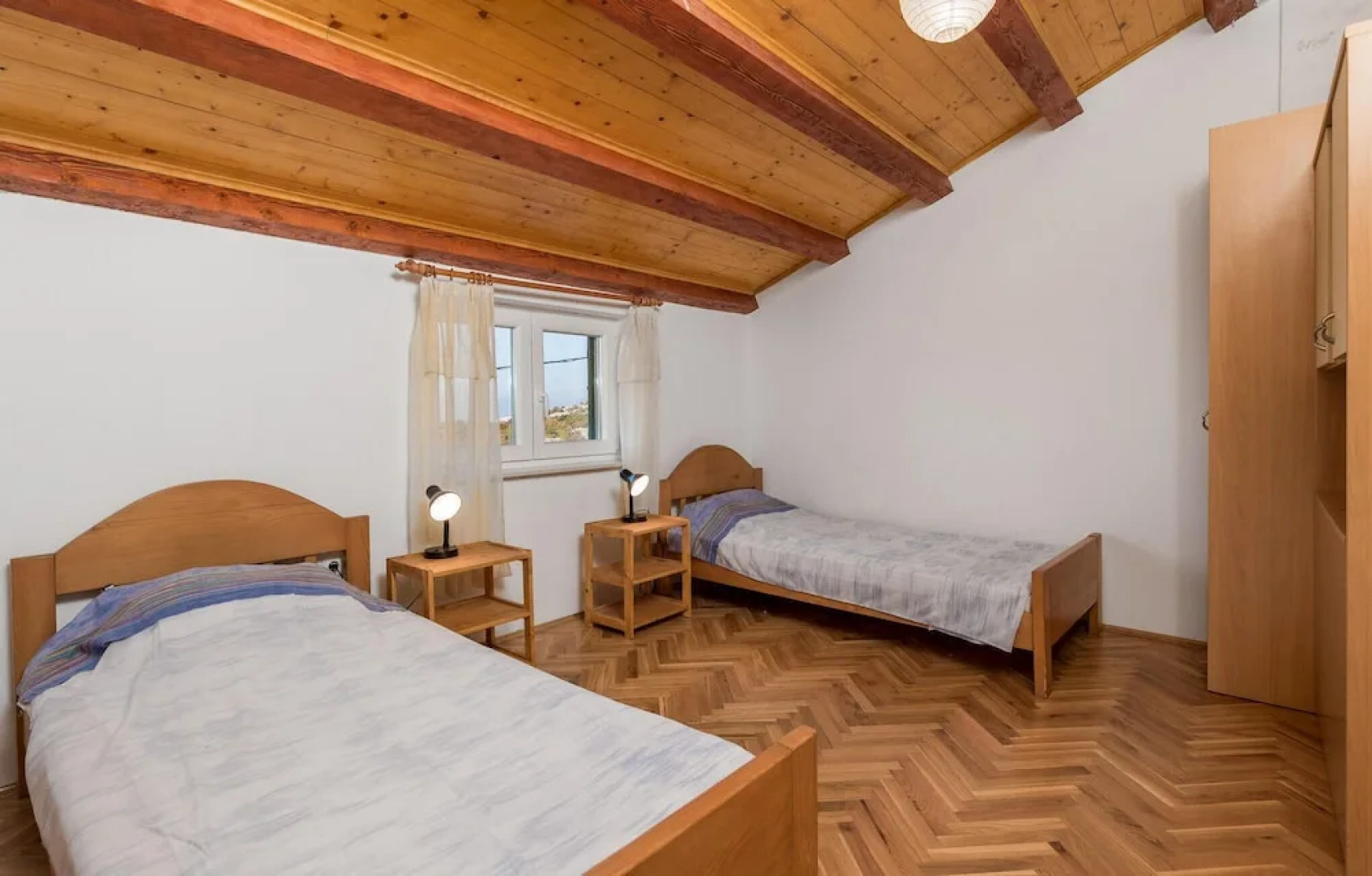 Beautiful Apartment in Balenska Draga With 2 Bedrooms