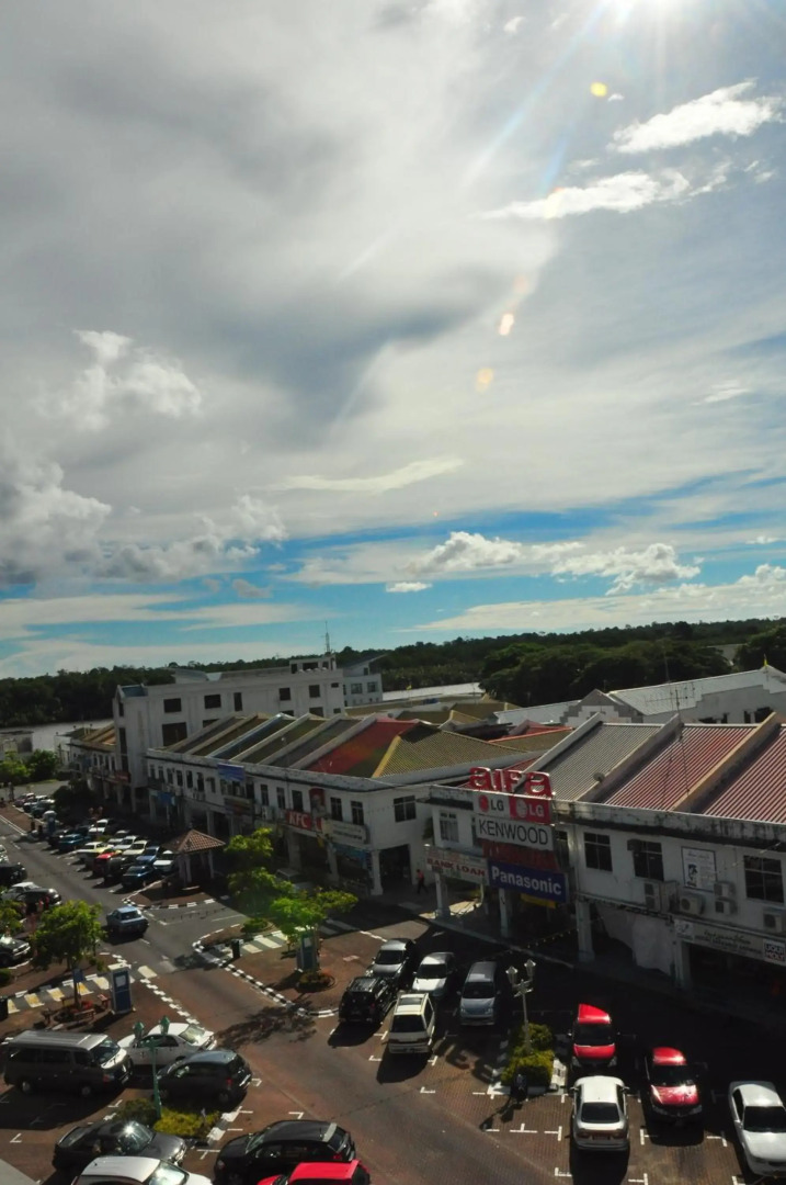 Tat Place Hotel