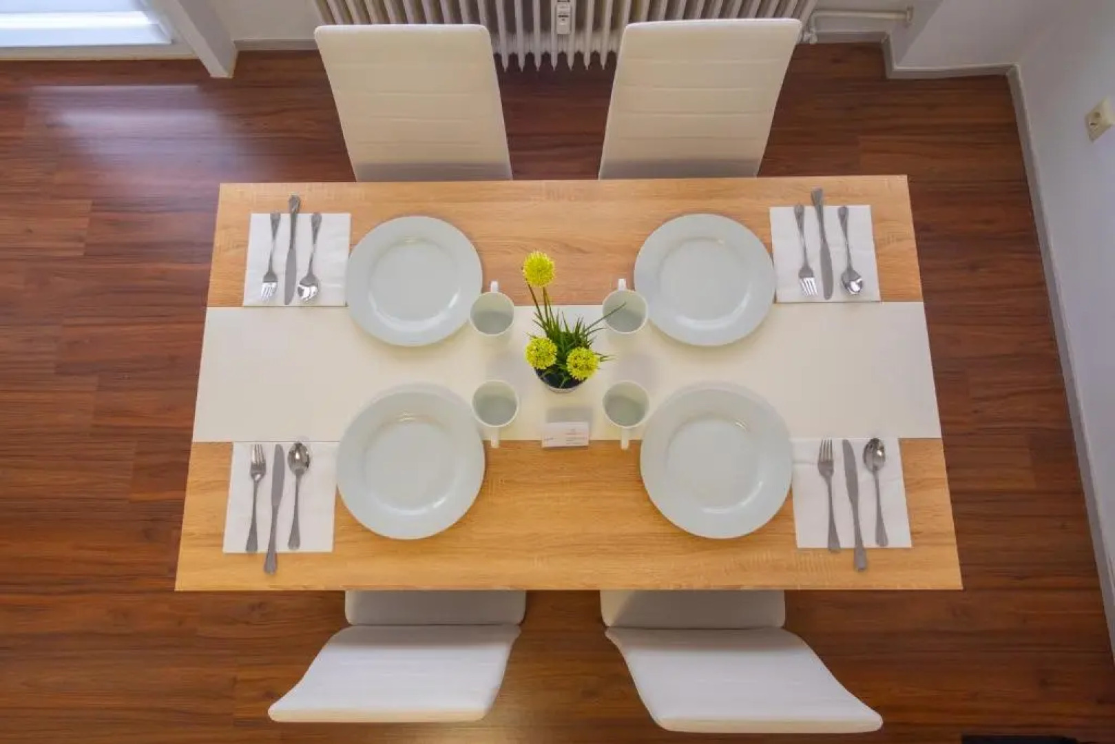 Schöne 2 Zimmerwohnung mit UHD-TV, großem Balkon und Hängematte