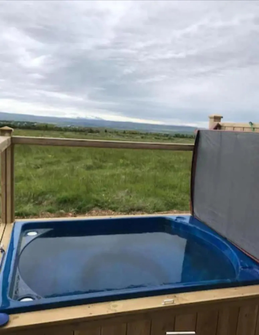 Blue View Cabin 5B with Hot Tub