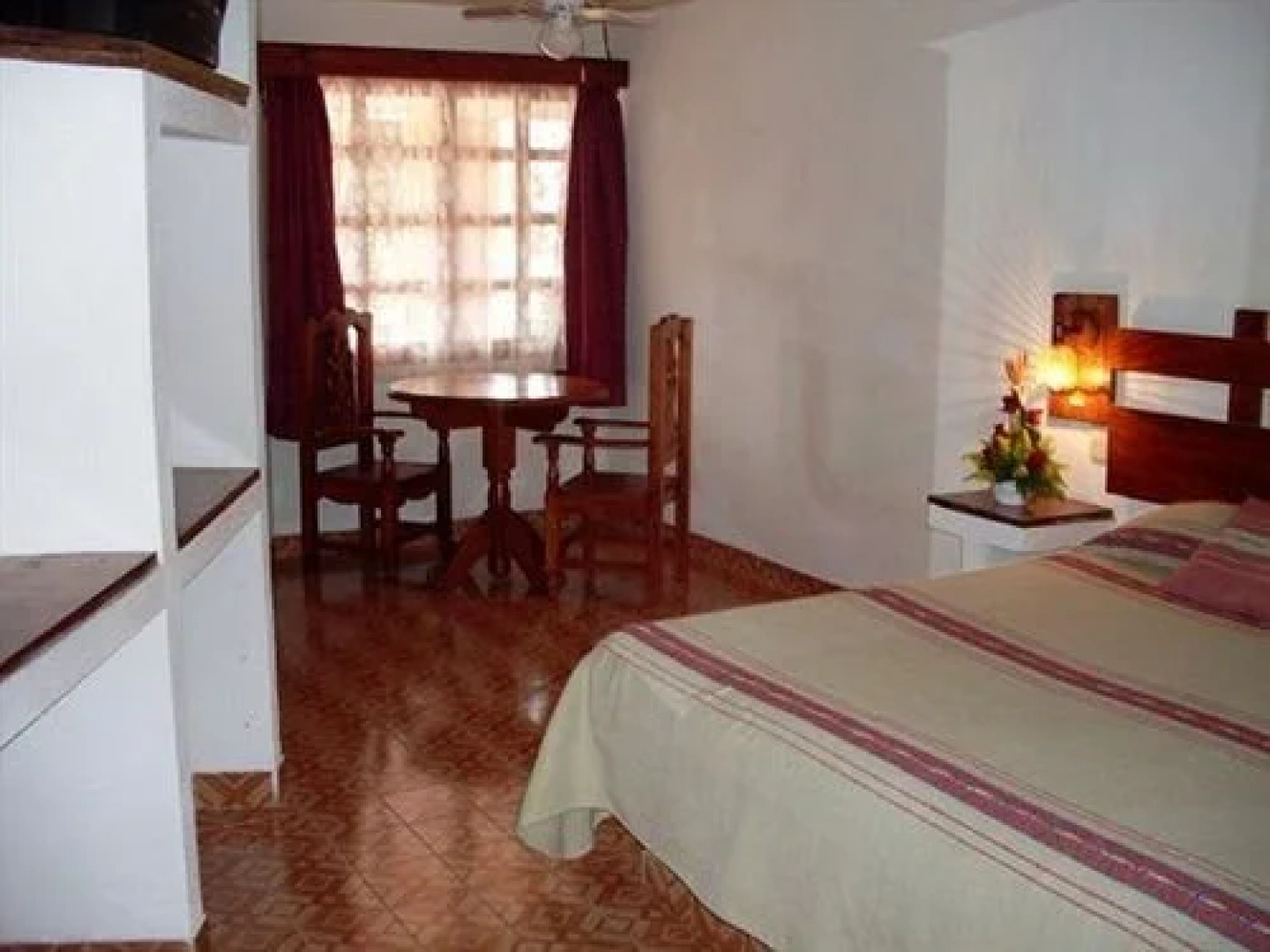 Hotel Mansion Bugambilias