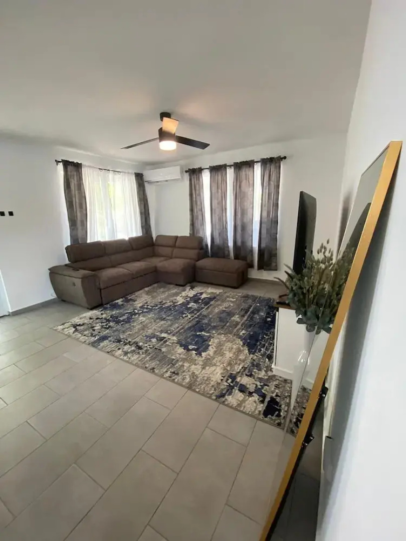 Sea Breeze Tunnel Hideaway 3