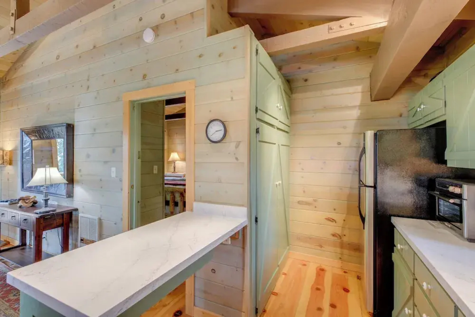 1 Mi to Beach & Golf Course! Lake Almanor Cabin