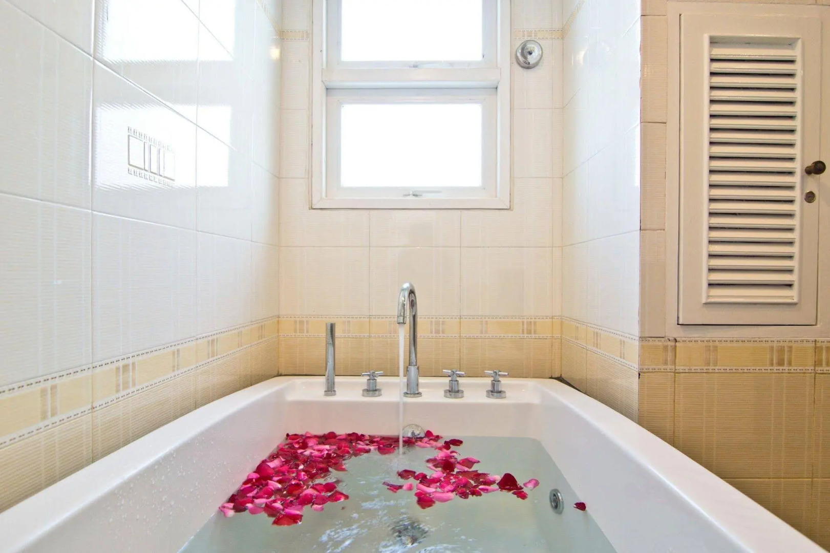 LK Royal Suite Pattaya