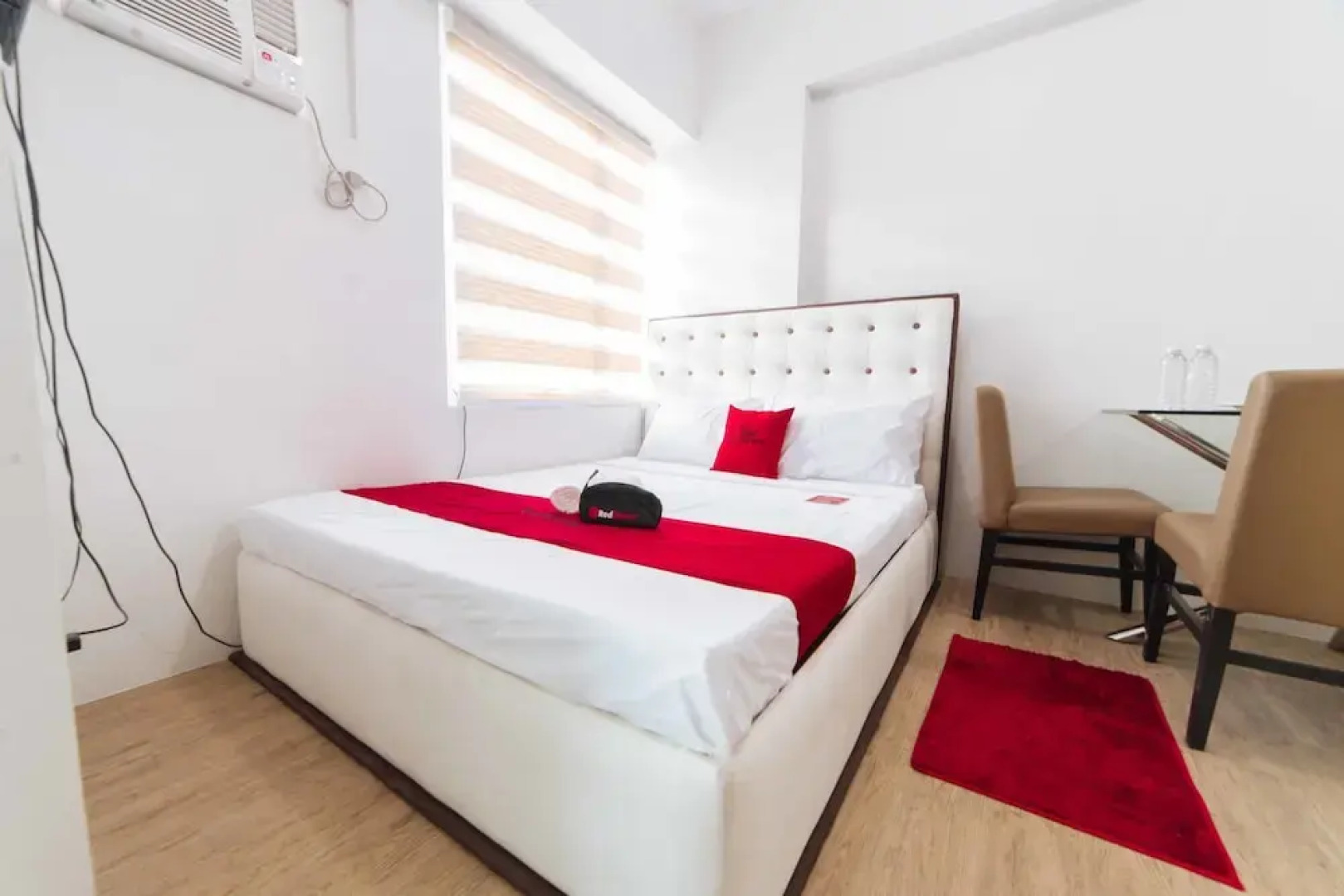 RedDoorz Premium @ Anuva Residences