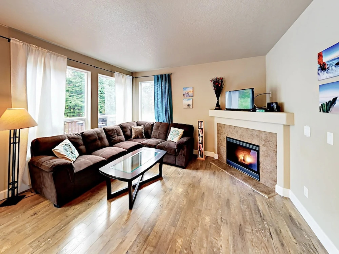 1595 Sundown Home 2 Bedrooms 2.5 Bathrooms Home