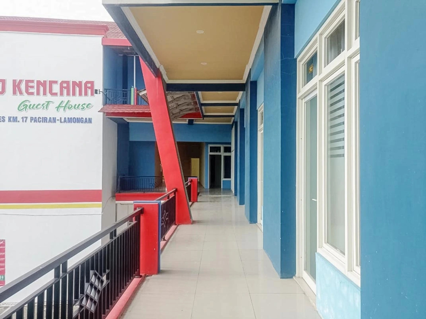 Grand Kencana Guesthouse near Wisata Bahari Lamongan