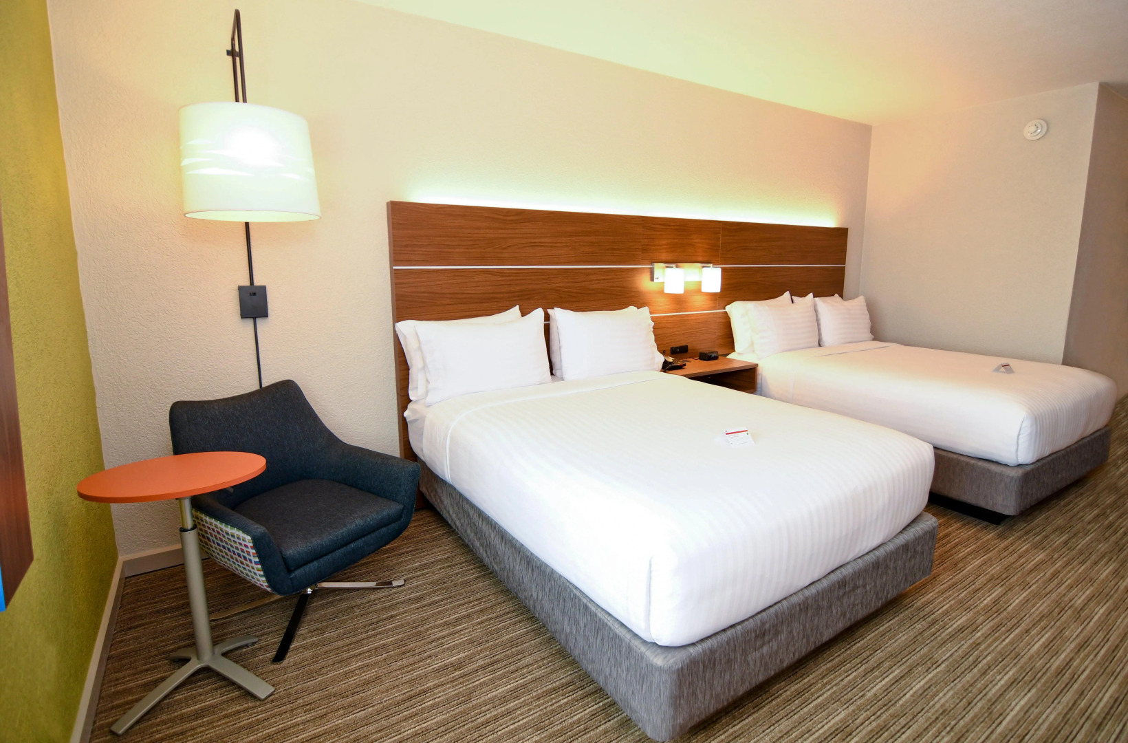 Holiday Inn Express Flint-Campus Area by IHG