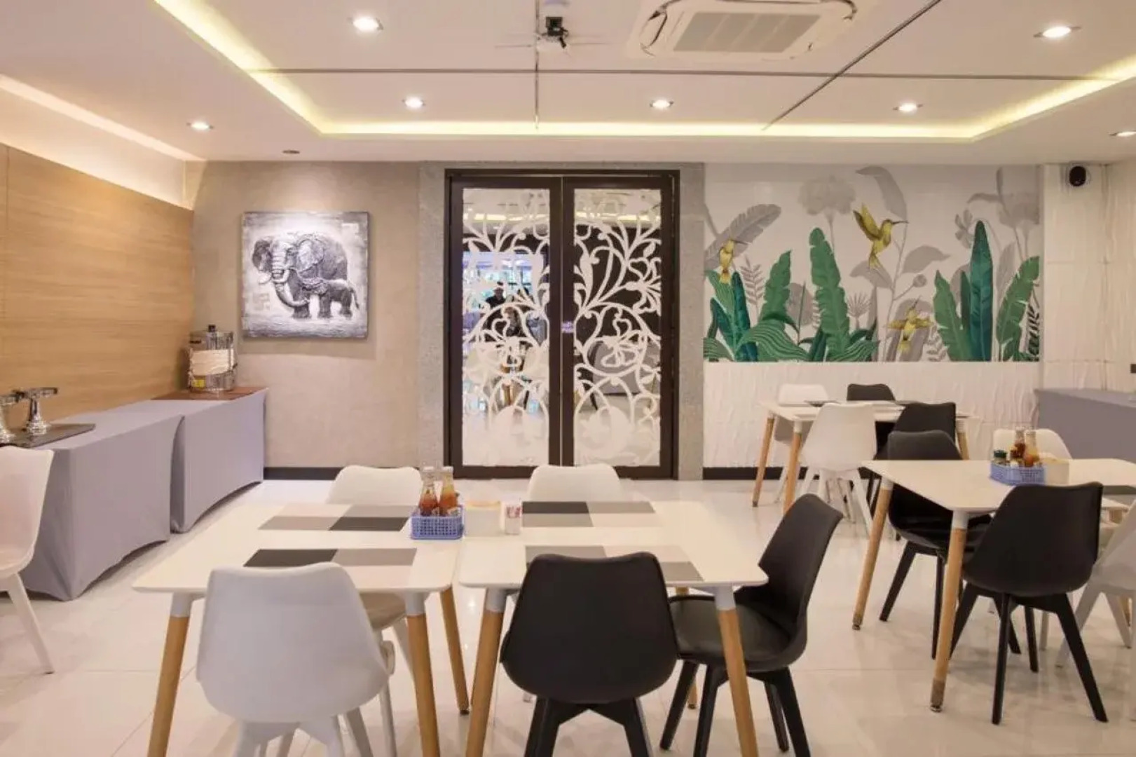 River Front Krabi Hotel