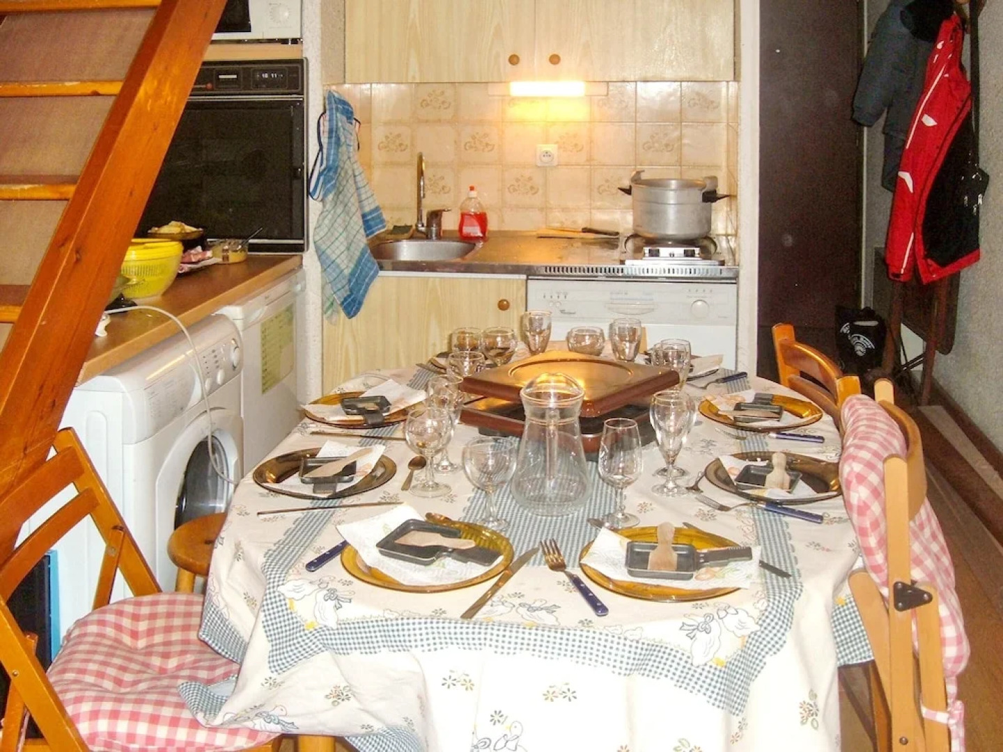 Studio in Aiguilles, With Wonderful Mountain View and Wifi - 5 km From