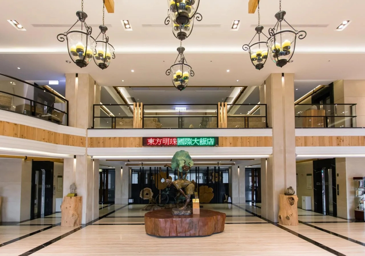 Ali Mountain Oriental Pearl International Hotel