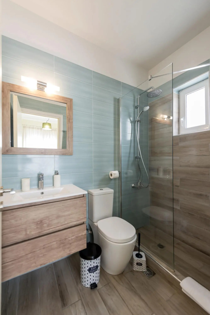 Artemis, Villa With Pool 250m To The Beach