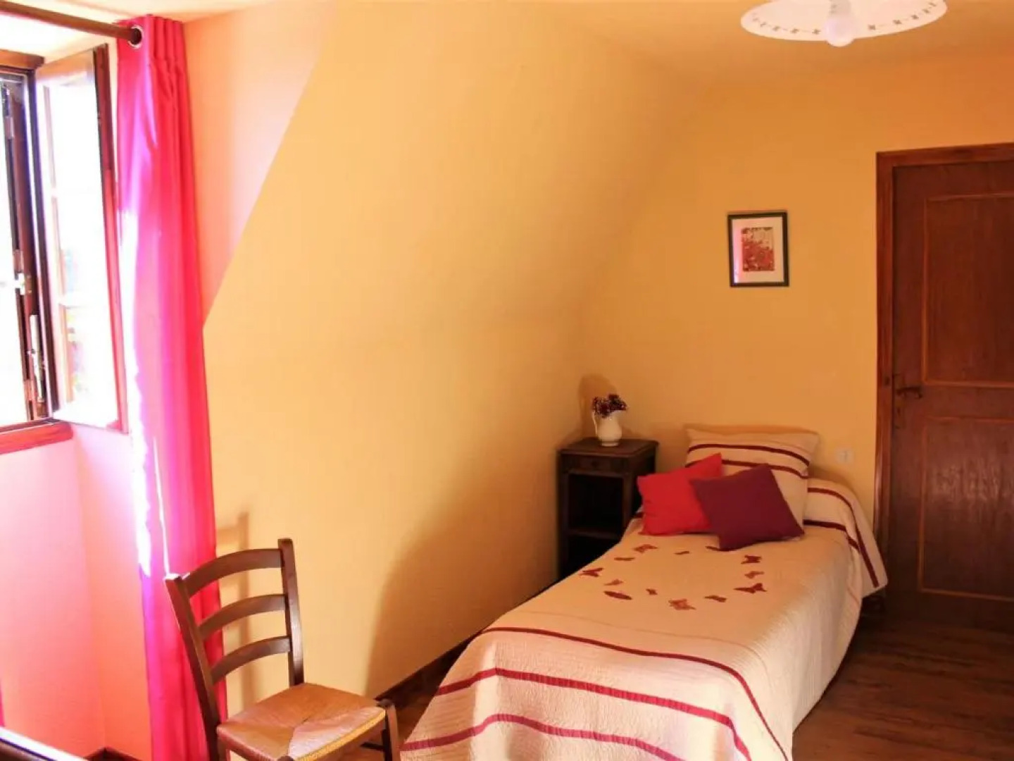 Gîte Salignac-Eyvigues, 4 pièces, 6 personnes - FR-1-616-88