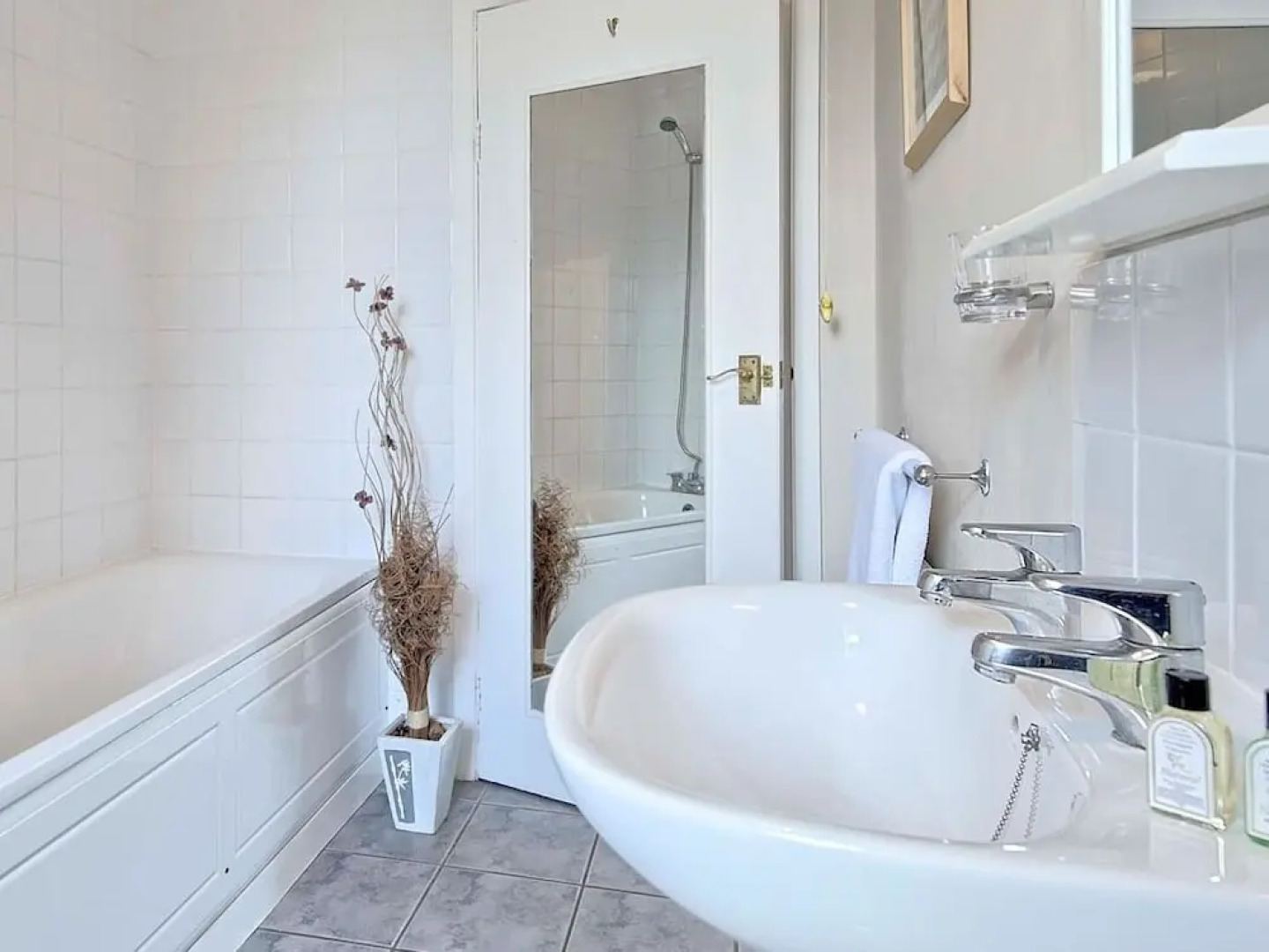 Glenthurston Apartments