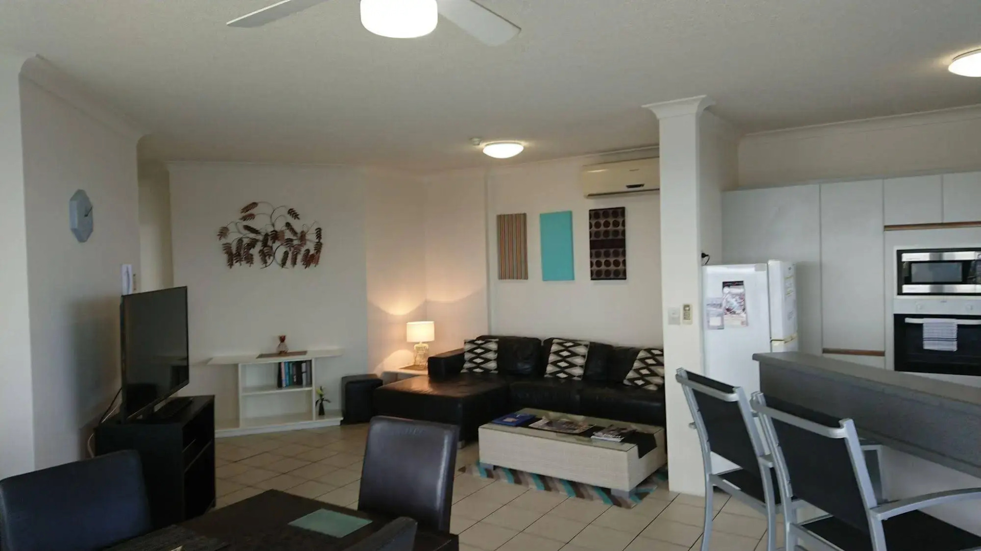 Surfers Hawaiian Apartments