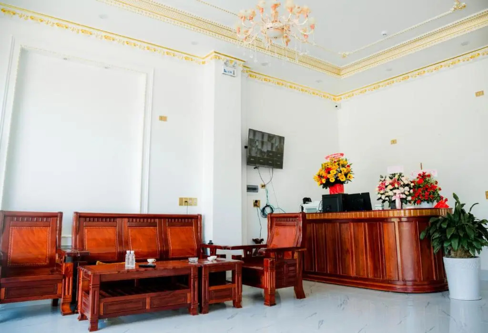 Châu Ngoc Viên Hotel - Bien My Khê - Quang Ngãi