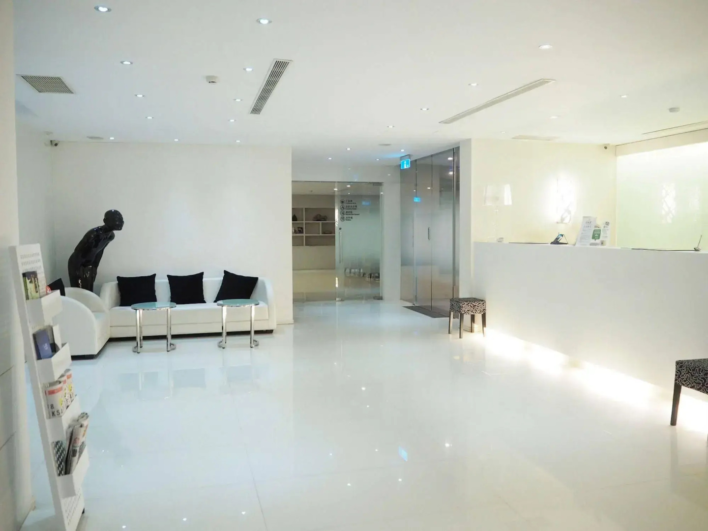 The Riverside Hotel Esthetics