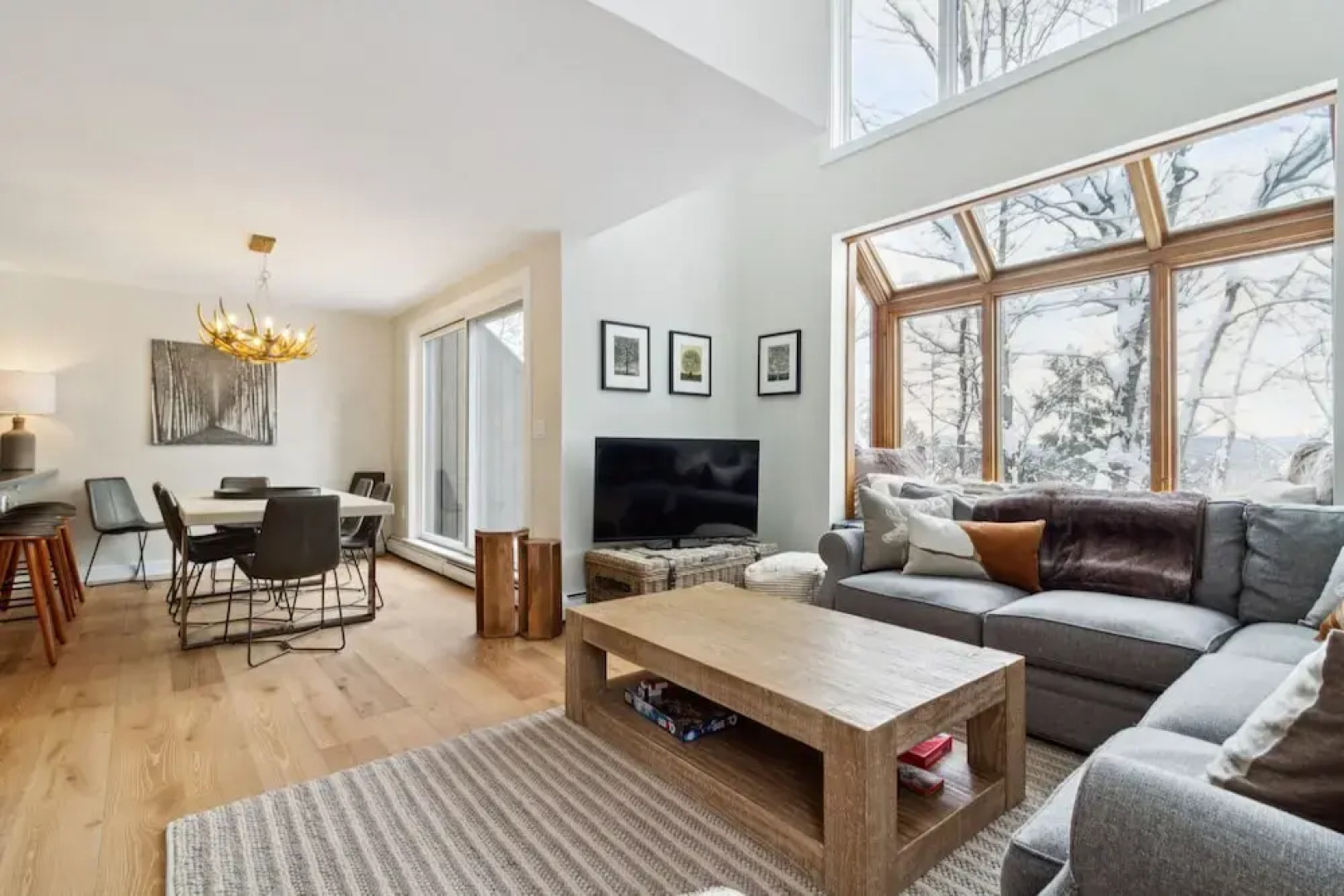 Slopeside In Okemo - Beautifully Renovated Spacious Family Townhouse 3 Bedroom Townhouse by RedAwning