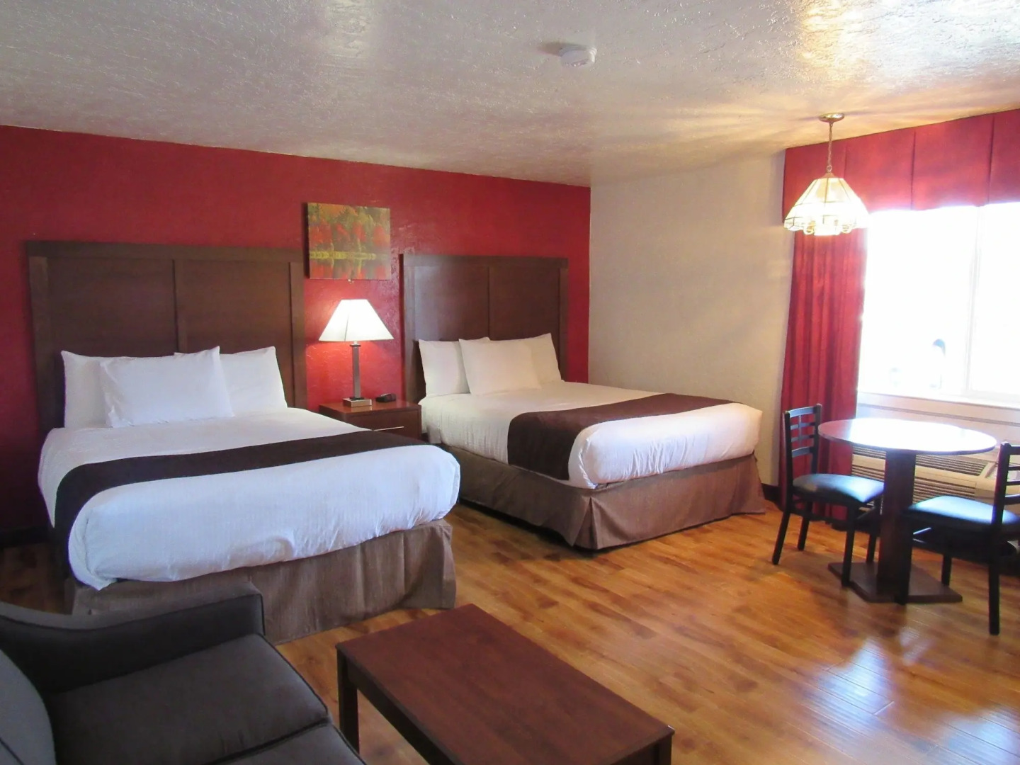 Red Carpet Inn Medford