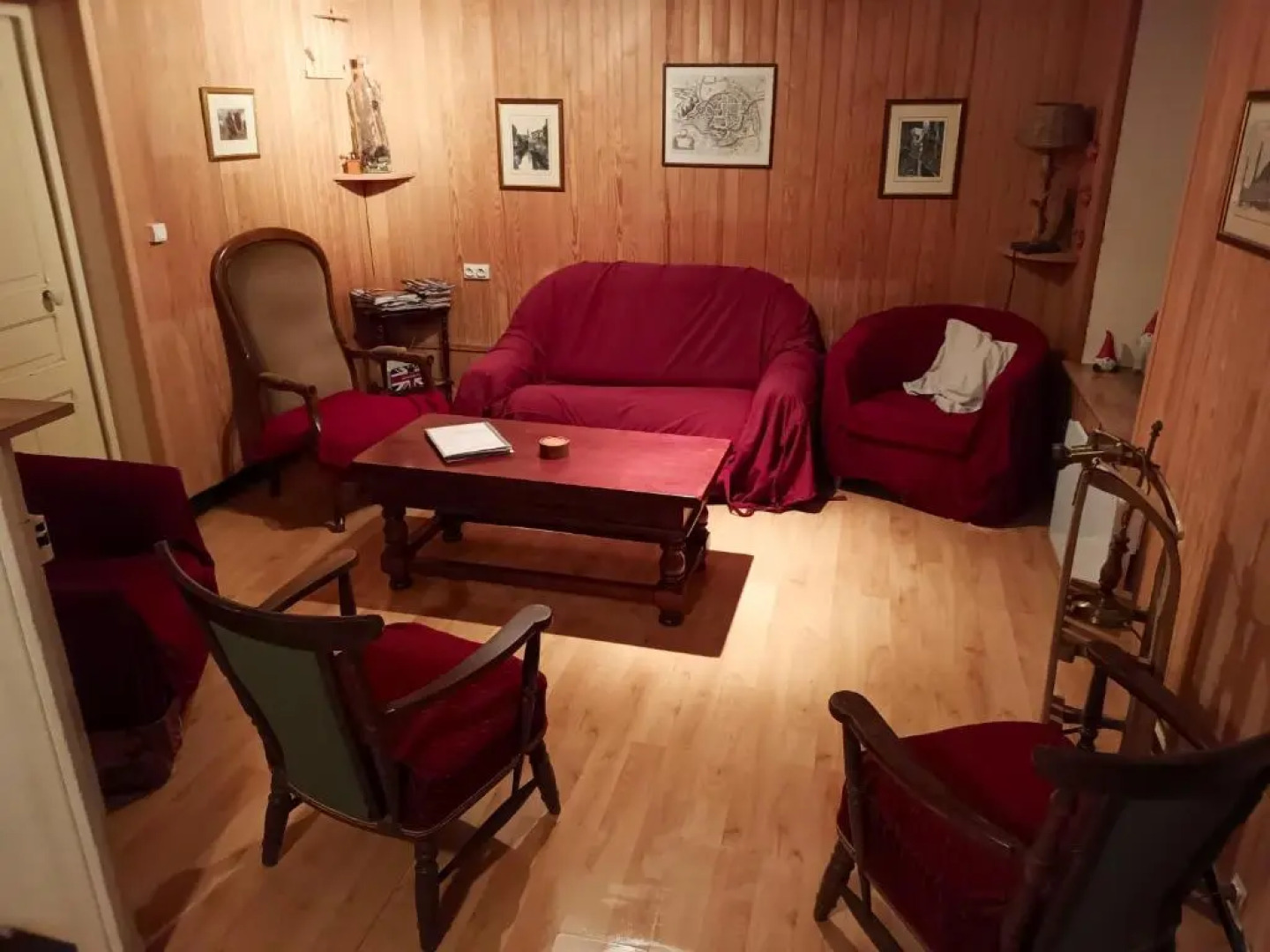 Maison de 6 chambres avec vue sur la ville jardin clos et wifi a Murol