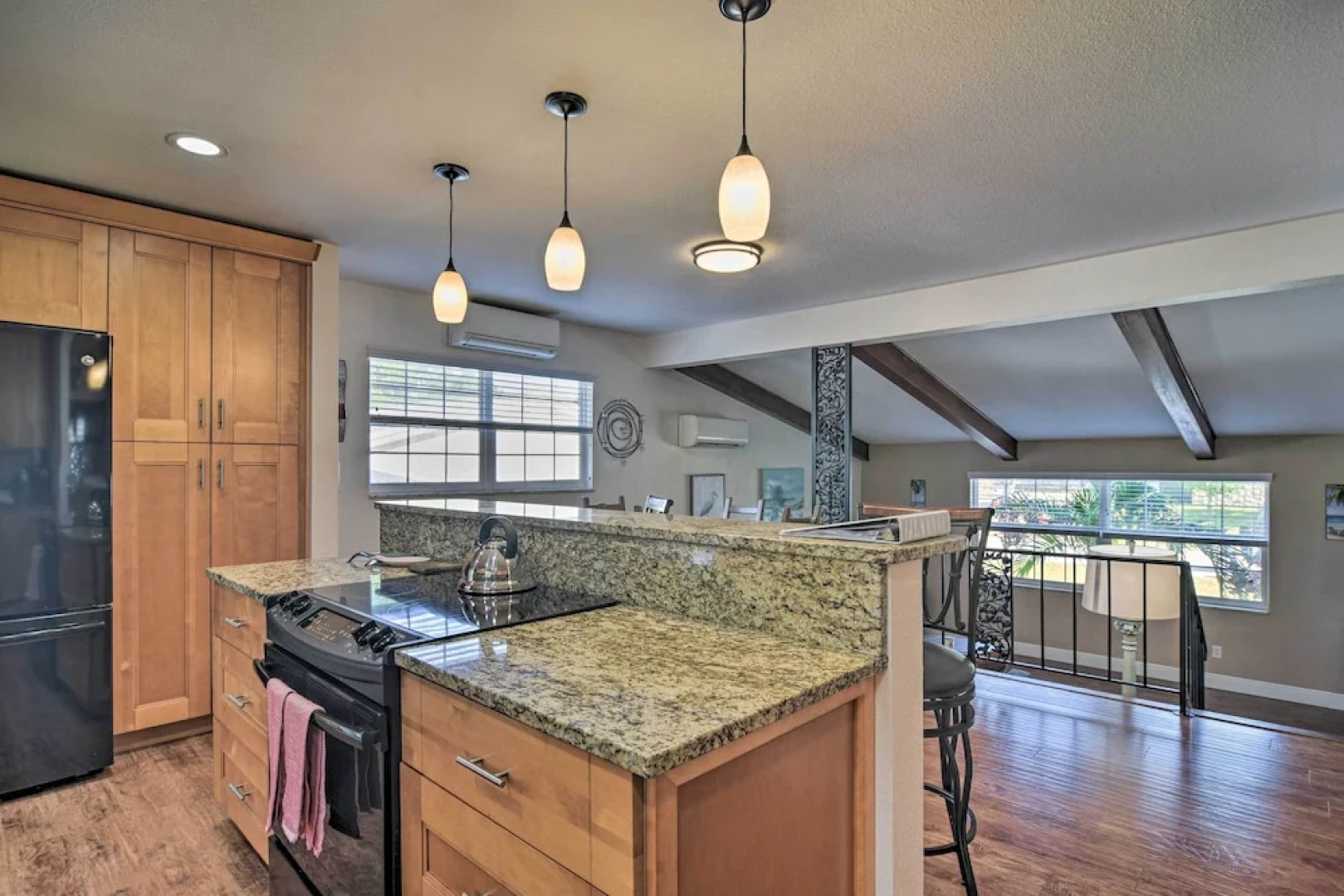 Seminole Home: 1 Mi to Indian Shores Beach!