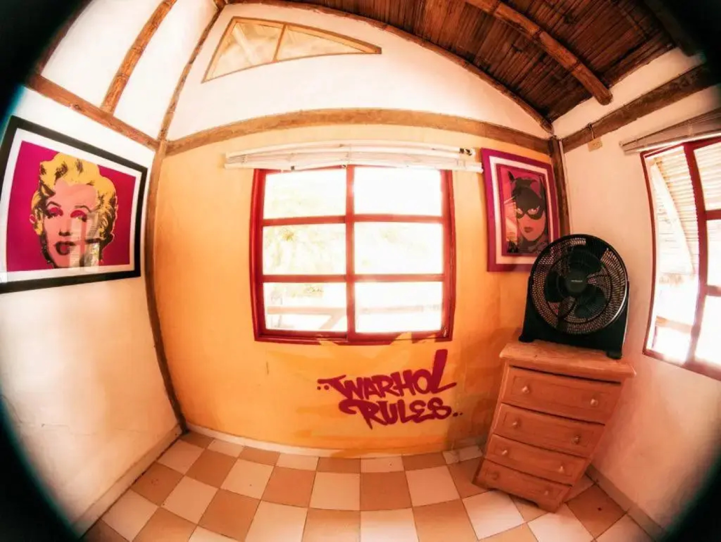 Pop House Montañita