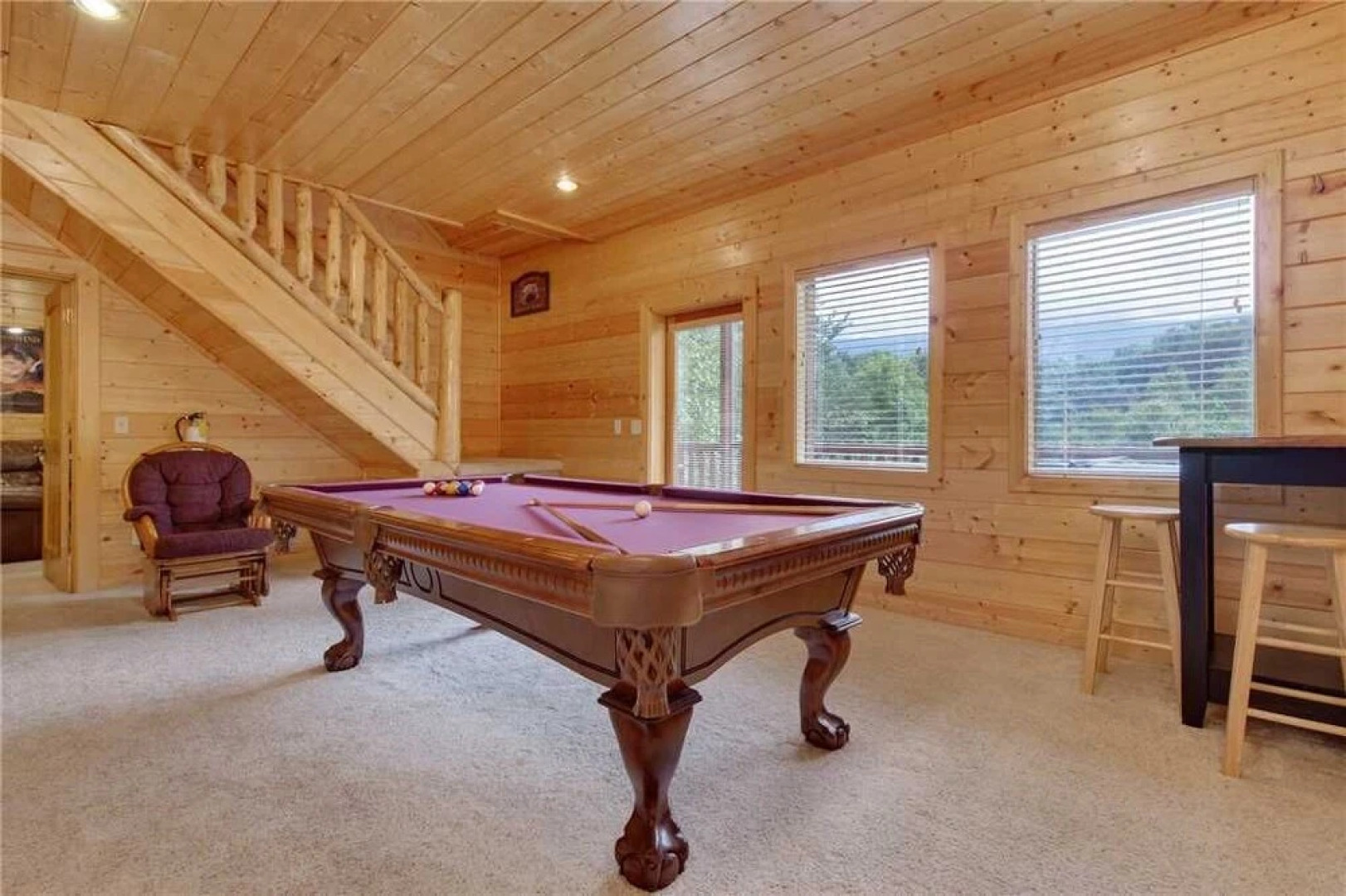 Changes in Latitude 4 Bedroom Home with Hot Tub