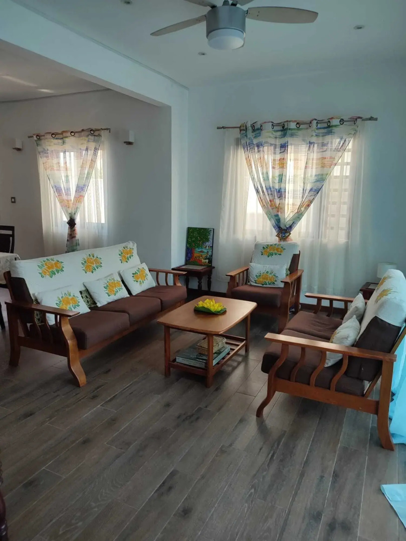 Beautiful House With Private Pool in Mauritius