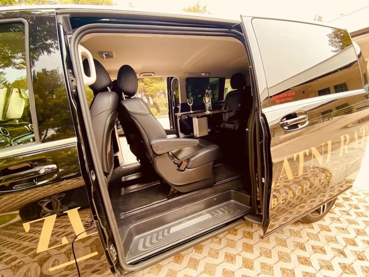 Zlatni Rat Beach Hotel