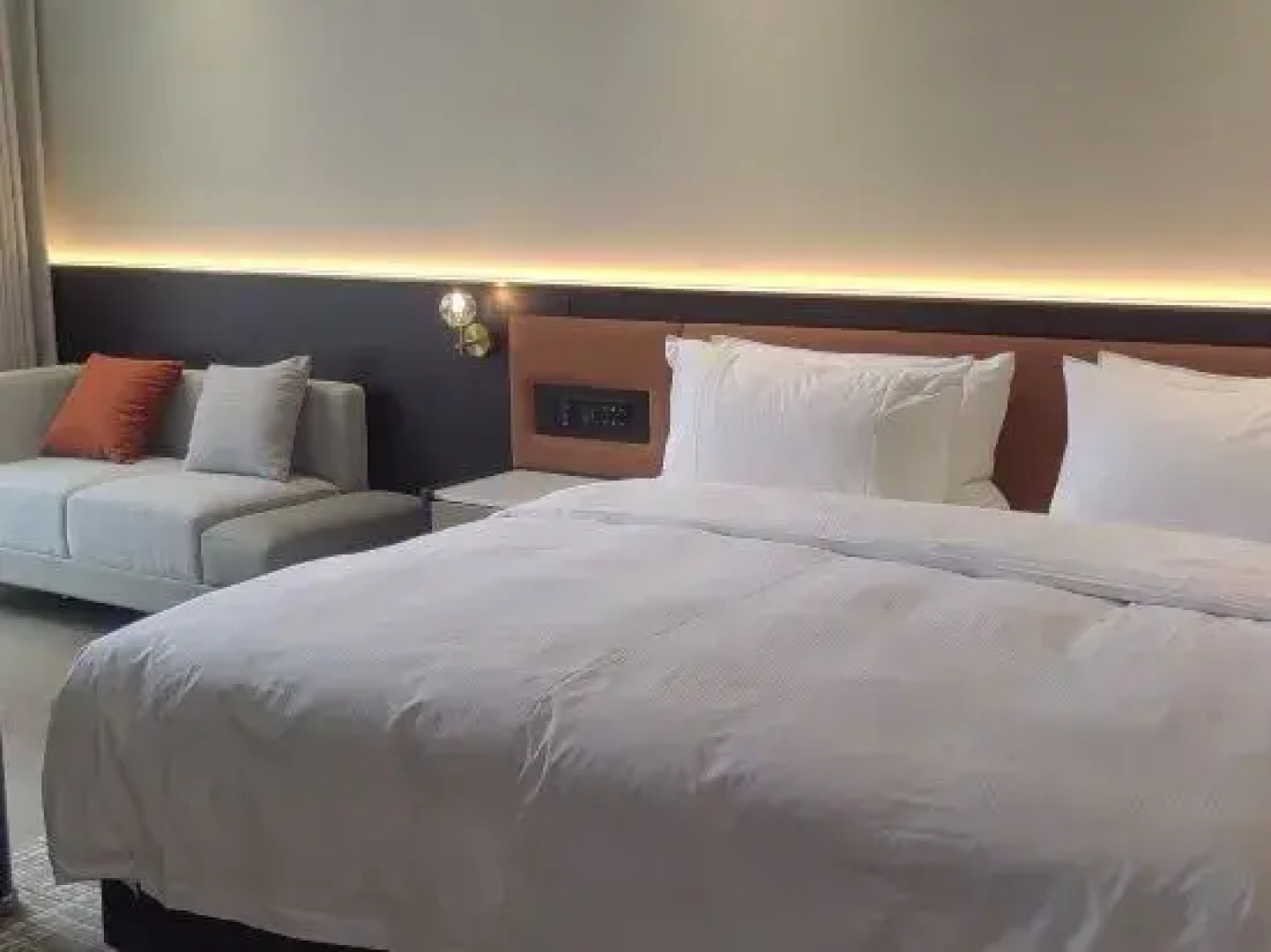 Mianning Yuebo Hotel