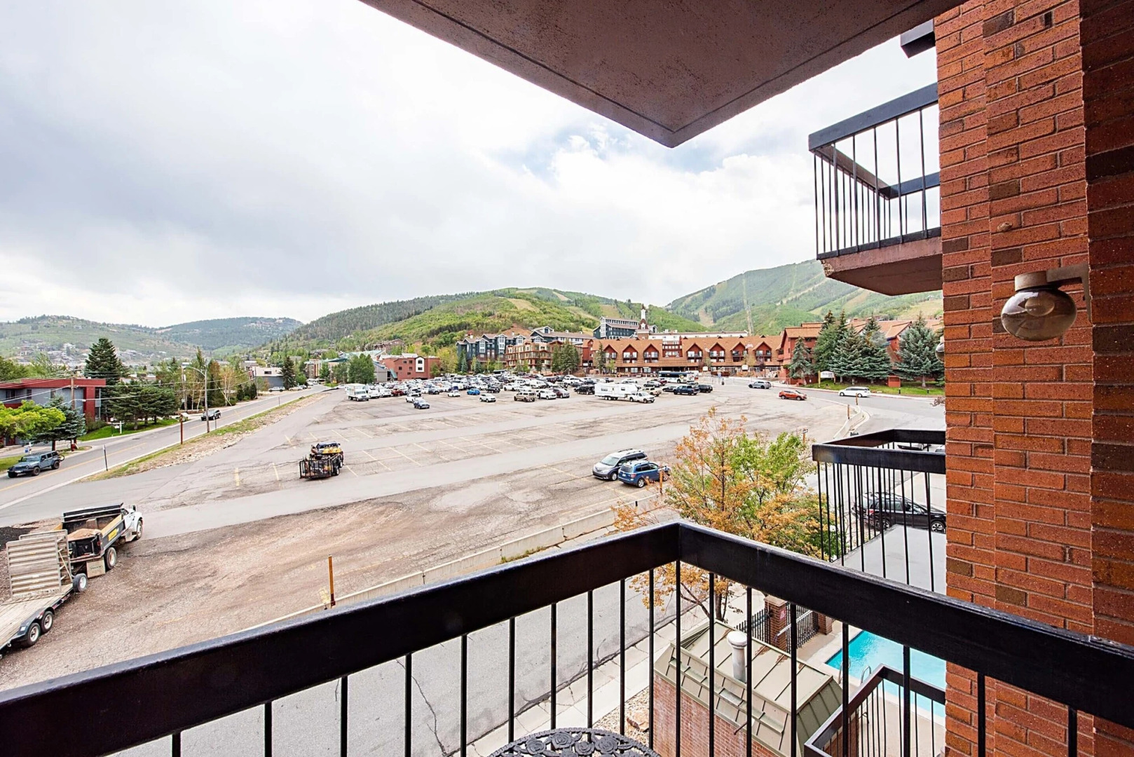 Shadow Ridge by All Seasons Resort Lodging