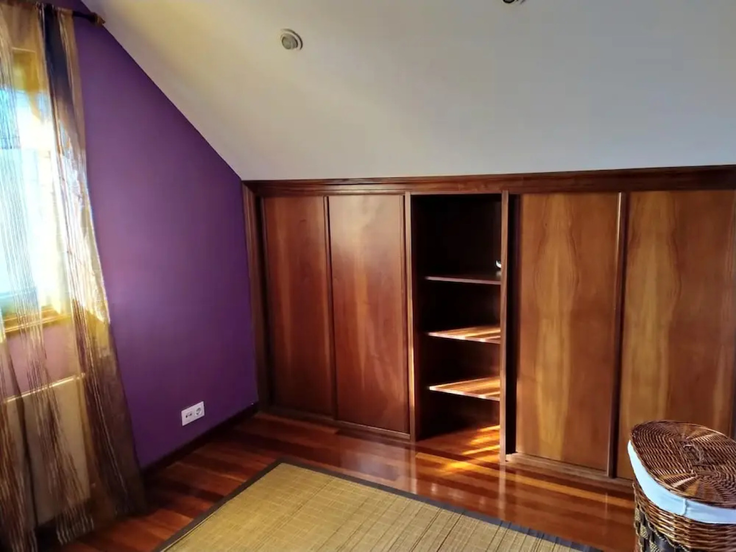 House With 3 Bedrooms in Pontevedra, With Enclosed Garden Near the Beach