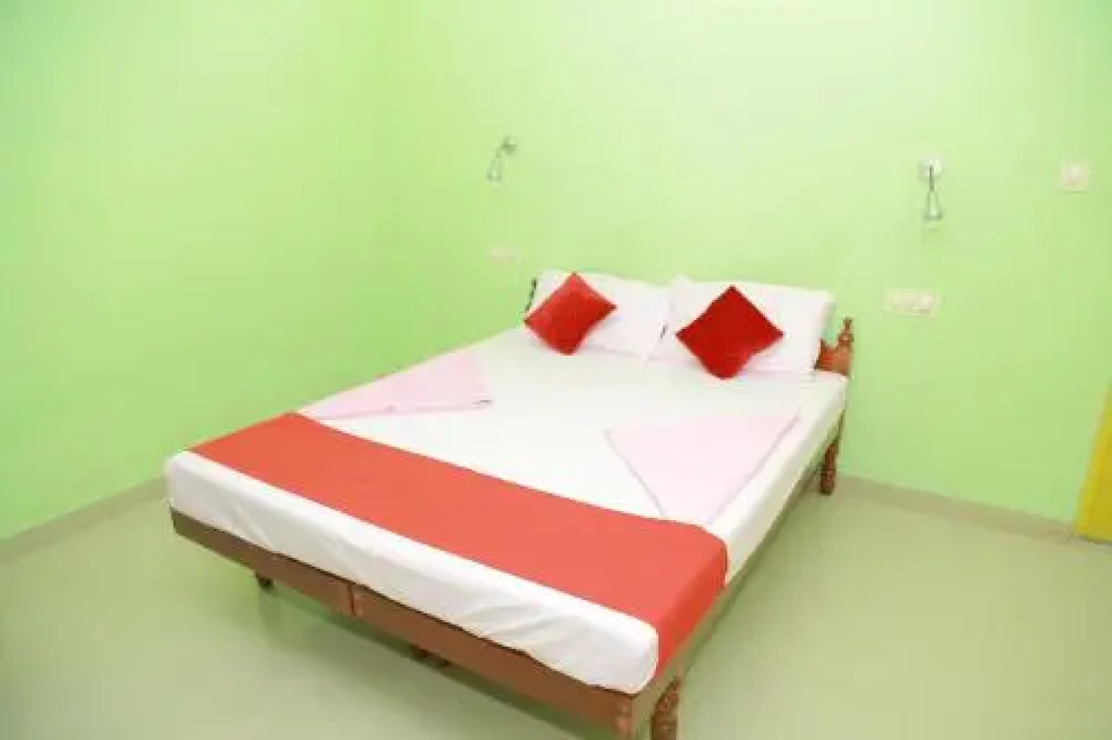 Shirleys Beach Hotel