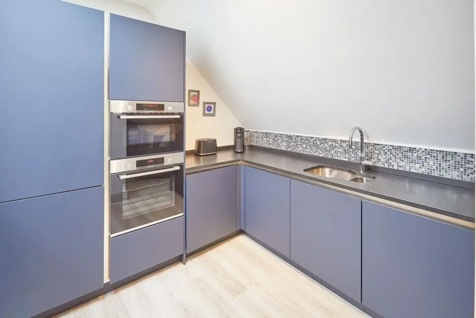 Host Stay 9 Highfield House