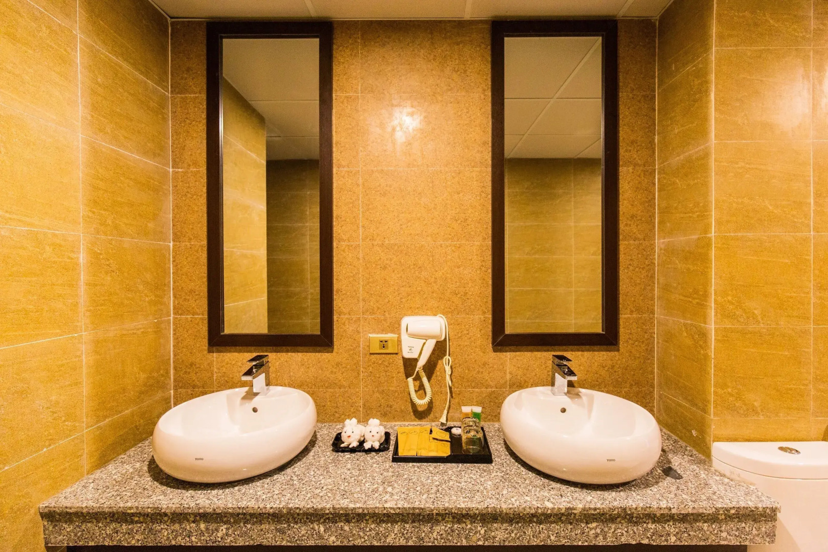 Hamya Hotsprings and Resort