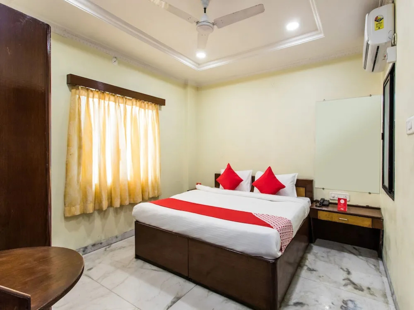 OYO 14522 Ganga Residency